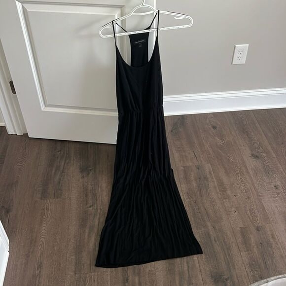 Banana Republic Dresses & Skirts - Banana republic black maxi with slit on side